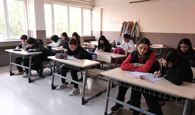 Başkan Çerçioğlu, her yaştan öğrencilere yönelik eğitimleri devam ediyor