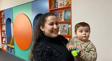Başkan Ekinci, Bebek Kütüphanesi'nde miniklere masal okudu