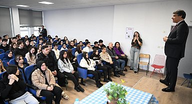 Başkan Kocaman gençlerle buluştu: "Geleceği birlikte planlıyoruz"