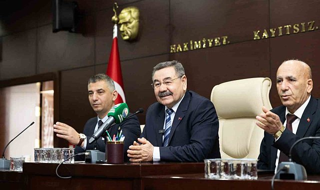Başkan Odabaşı Halk Günü'nde vatandaşlarla bir araya geldi