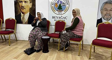 Başkan Pütün türkü ve şiir severleri Beyağaç'ta ağırladı