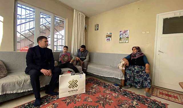 Başkan Şehirli'den Yeni yılın ilk ziyaret kazazede çocuklara