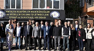 Başkan Uysal Antalya'da esnafla buluştu