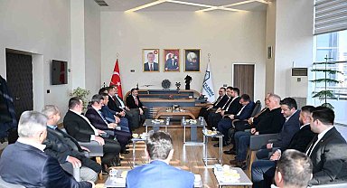 Başkan Yılmaz, Hak ve Özgürlükler heyetini ağırladı