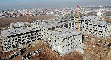 Batman'da 3 milyar 154 milyon maliyetli 500 yataklı hastanenin inşaatı sürüyor