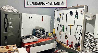 Batman'da kaçak silah imalathanesine düzenlenen baskında 1 kişi gözaltına alındı