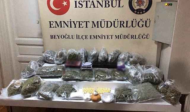 Beyoğlu'nda şüpheli şahsın evinden uyuşturucu çıktı