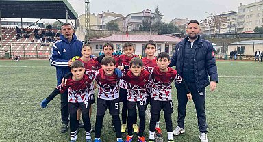 Bilecik Futbol Akademi U-11 Futbol Takımı katıldıkları ilk turnuvada göz doldurdu