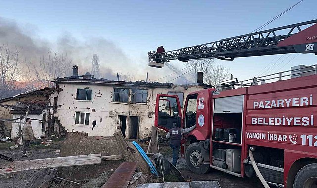 Bilecik'te baca yangını korkuttu