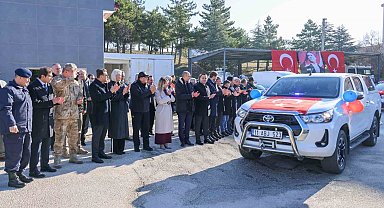 Bilecik'te emniyet ve jandarma teşkilatlarına 20 yeni araç