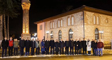 Bilecik'te tarihi camii 2 yıl sonra yeniden ibadete açıldı