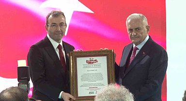 Binali Yıldırım: "Evlatlarımızı geleceğe daha iyi hazırlayacak tedbirler alıyoruz"