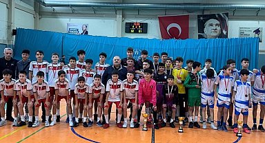 Bir günde 3 şampiyonluk