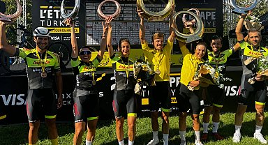 Bisiklet takımı yıl boyunca başarıya pedalladı