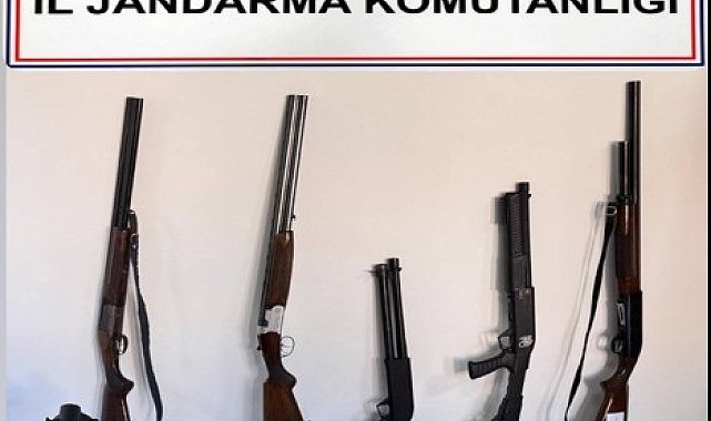 Buldan'da jandarmanın düzenlediği operasyonda 14 şüpheli yakalandı