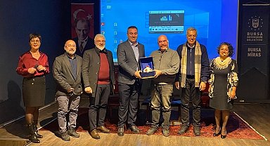 'Bursa Bellek- Kent Söyleşileri'nde ilk konuk Ezel Akay