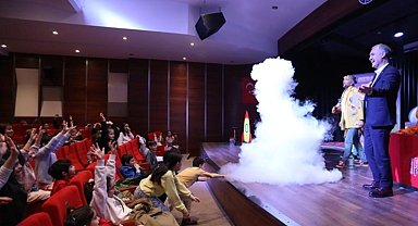 Bursa İnegöl'de çocuklar eğlenerek öğreniyor