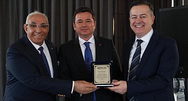 Bursa Osmangazi'de Başkan Aydın iş insanları ile buluştu