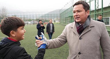 Bursa Osmangazi'de genç sporculara Başkan ziyareti