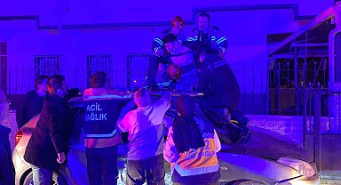 Bursa'da 2 otomobil çarpıştı: 3 yaralı
