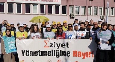 Bursa'da sağlık çalışanları iş bıraktı