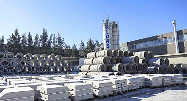 Büyükşehir Belediyesi 3D yazıcı ile beton kent mobilyası üretiyor