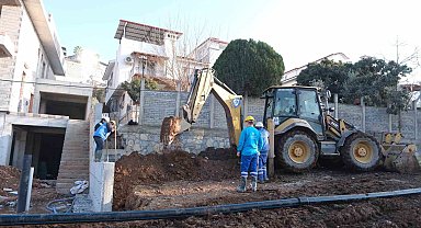 Büyükşehir'in Kuşadası'ndaki altyapı çalışmaları hız kesmiyor