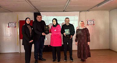 Çatalağzı'nda bağımlılıkla mücadele sunumu yapıldı