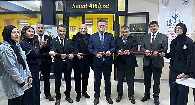 Çiftlikköy'de Sanat Atölyesi açıldı