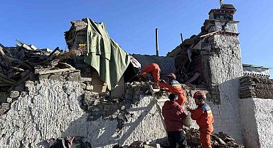 Çin'in Tibet Özerk Bölgesi'ni vuran depremde can kaybı 95'e yükseldi