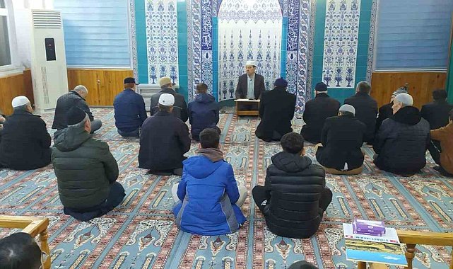 Çine'de vatandaşlar sabah namazında buluştu