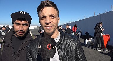 Çobanbey Gümrük Kapısı'ndan Suriyelilerin dönüşleri sürüyor