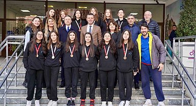 Çorlu'nun şampiyon kızları, Marmara Bölge Şampiyonası'na katılacak