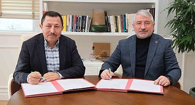 Çorum Belediyesi ve ÇEKVA'dan Eğitime Destek: Burs protokolü imzalandı