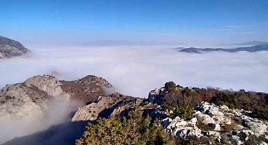 Çorum'daki bin 276 rakımlı geçitte sis denizi