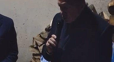 Cumhurbaşkanı Erdoğan komşusunun taziyesinde Kur'an-ı Kerim okudu
