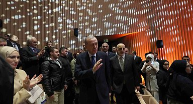 Cumhurbaşkanı Erdoğan: "Üstadın uğruna ömrünü adadığı gençlik, Kızılelma'ya uzanacaktır"