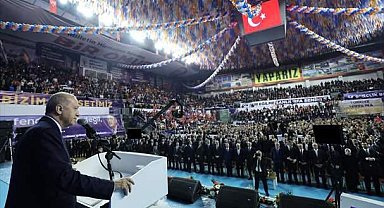 Cumhurbaşkanı Erdoğan: "Ya namlusu ülkemize dönük o silahlar gömülecek ya da Türkiye'ye silah doğrultanlar gömülecek"