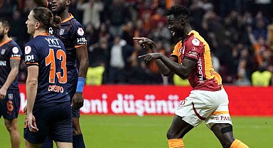 Davinson Sancez bu sezonki 3. golünü attı