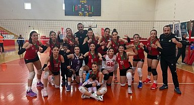 DBB Kadın Voleybol Takımı, grup liderini mağlup etti