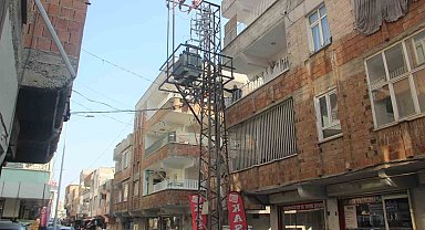 DEDAŞ'ın elektrik trafosu mahallenin korkulu rüyası oldu