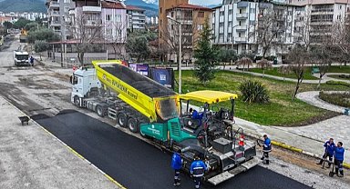 Denizli Büyükşehir asfalt çalışmalarına devam ediyor