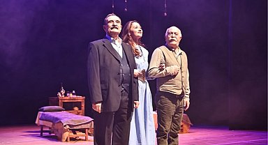 Denizli'de Nazım Hikmet tiyatro sahnesinde hayat buldu