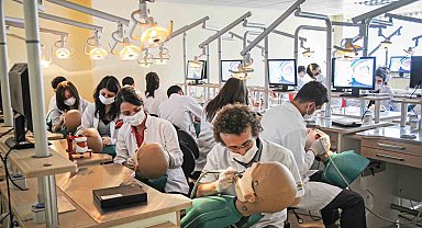 Diş Hekimliği Fakültesinde "Temel Diş Hekimliği Bilimleri Bölümü" açıldı