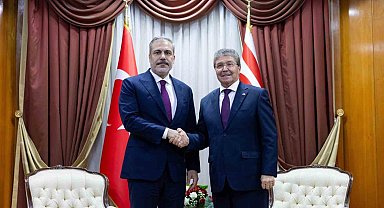 Dışişleri Bakanı Fidan, KKTC Başbakanı Üstel ile bir araya geldi