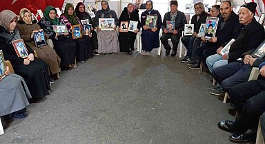 Diyarbakır annelerinden 'Terörsüz Türkiye' sürecine destek