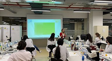 Doç. Dr. Ebru Özdemir: "Bitkisel ürünler masum değildir"