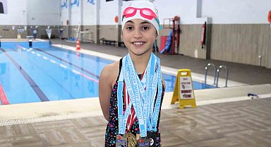 Doktorlar 'Spor yapamaz' dedi, paralimpik yüzücü Miray Türkiye şampiyonu oldu