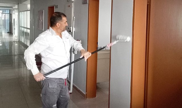 Dünyaca ünlü cerrah Özkan'a Tutlulardan teşekkür