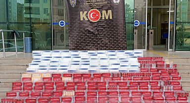 Durdurulan araçtan kaçak sigara çıktı